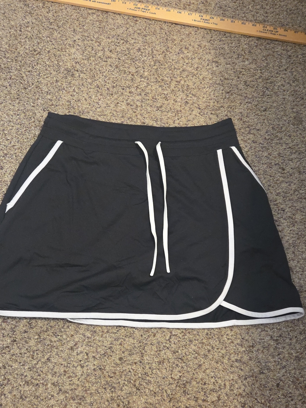 Tommy Bahama Black Skort with White Trim